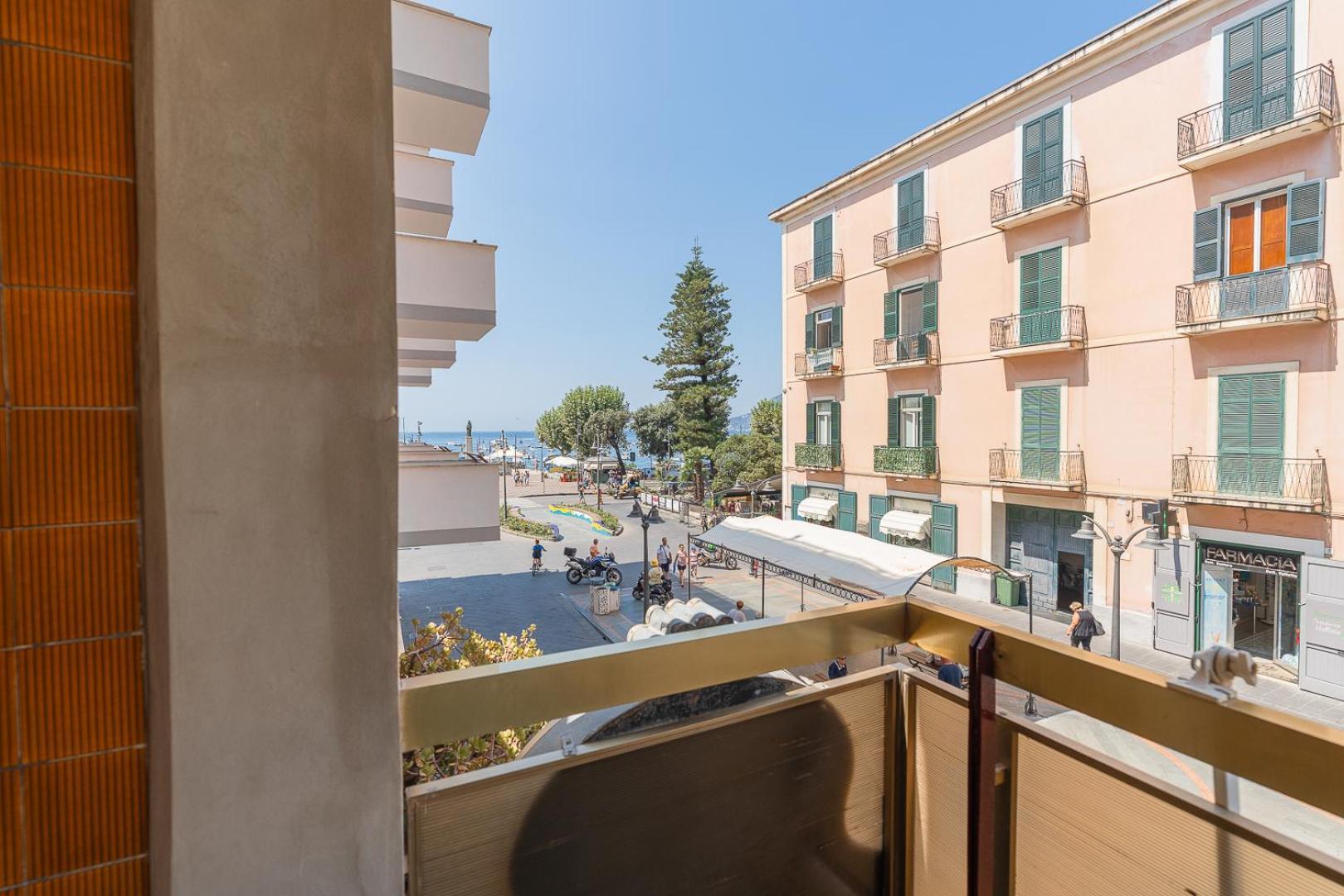 B&B Maiori Suites Bagian luar foto