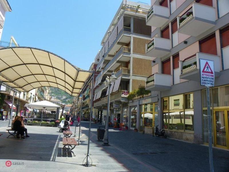 B&B Maiori Suites Bagian luar foto